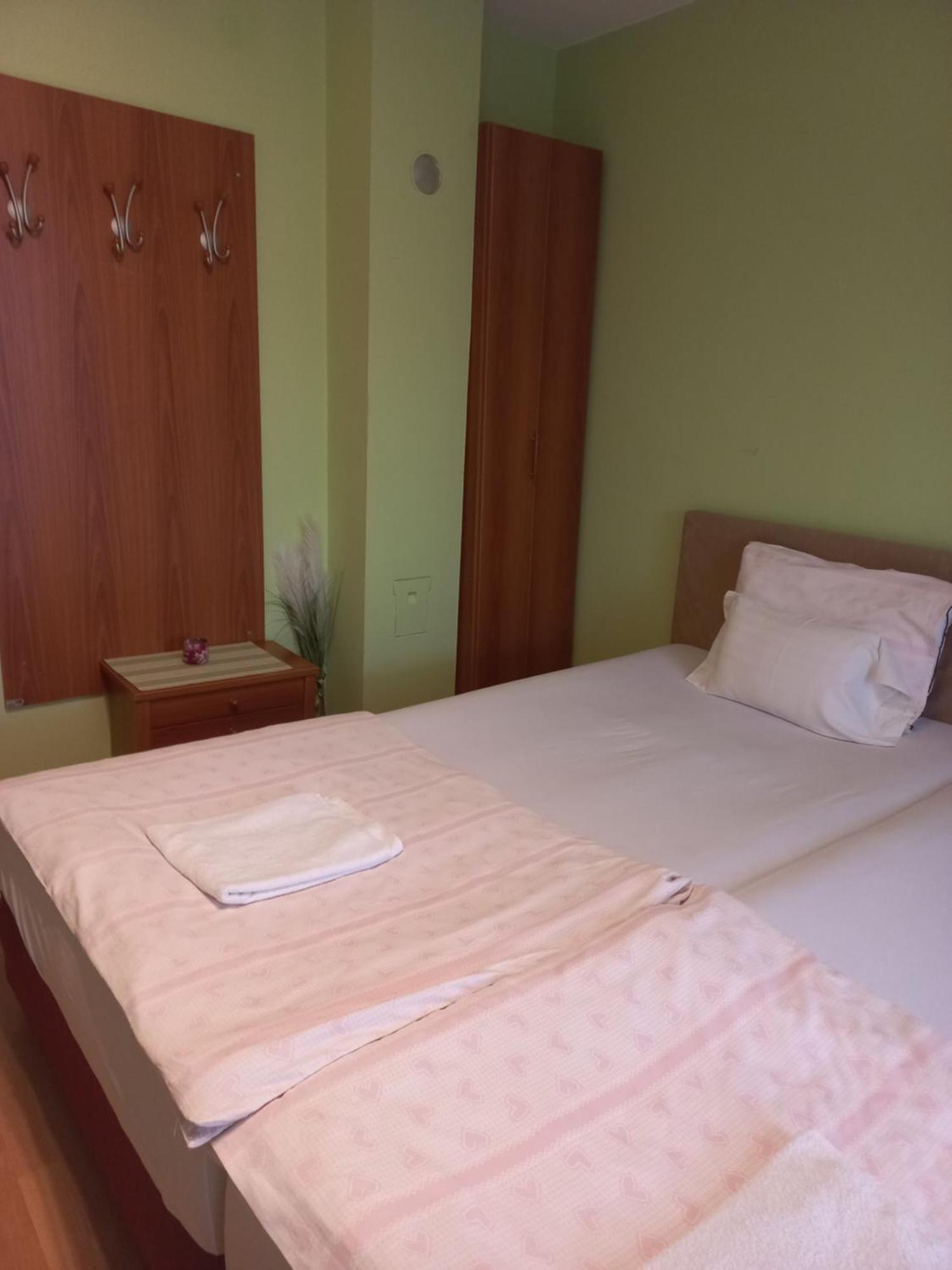 Kanjiža Hostel Bata מראה חיצוני תמונה
