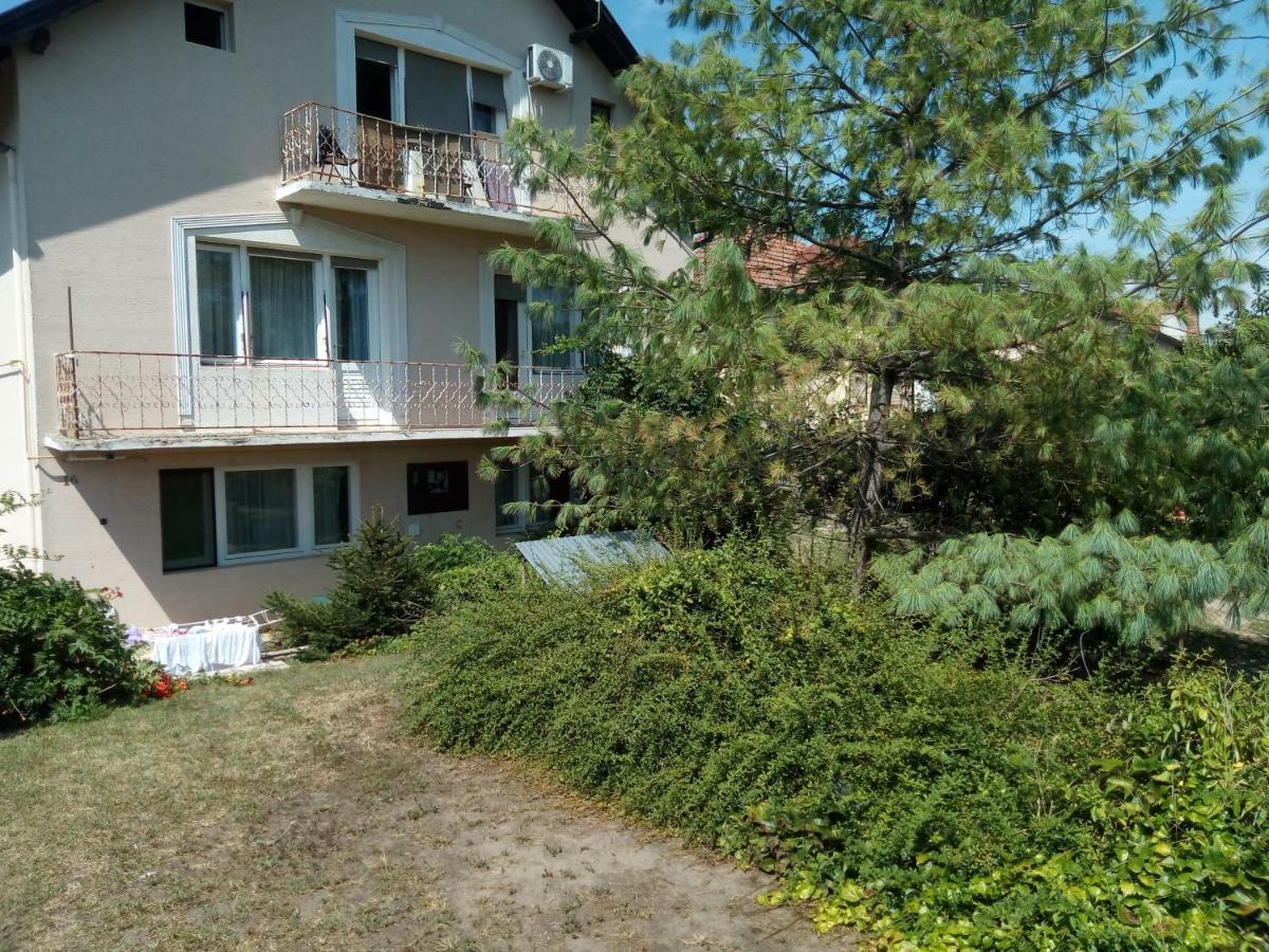 Kanjiža Hostel Bata מראה חיצוני תמונה